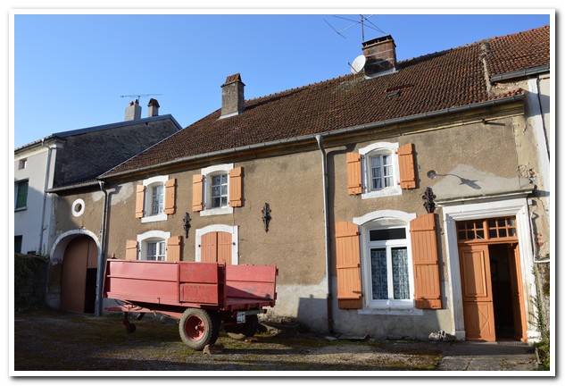 Maison de Caractère met ruime tuin en uitzicht, Haute-Marne, Frankrijk